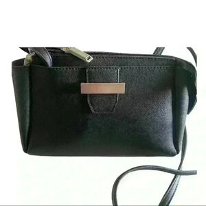 Kenneth Cole Reaction Crossbody NWT